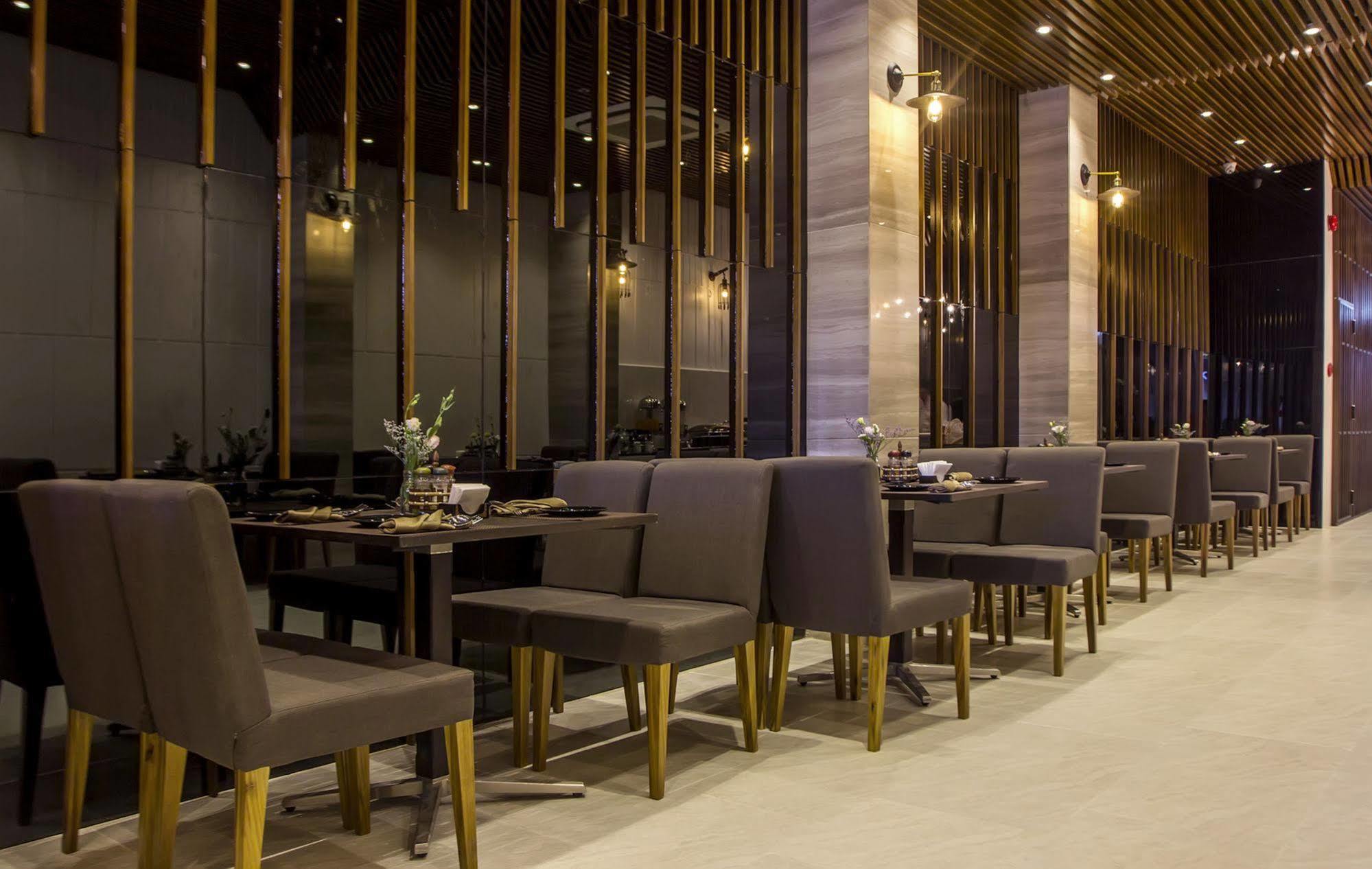 Aroma Nha Trang Boutique Hotel Екстериор снимка