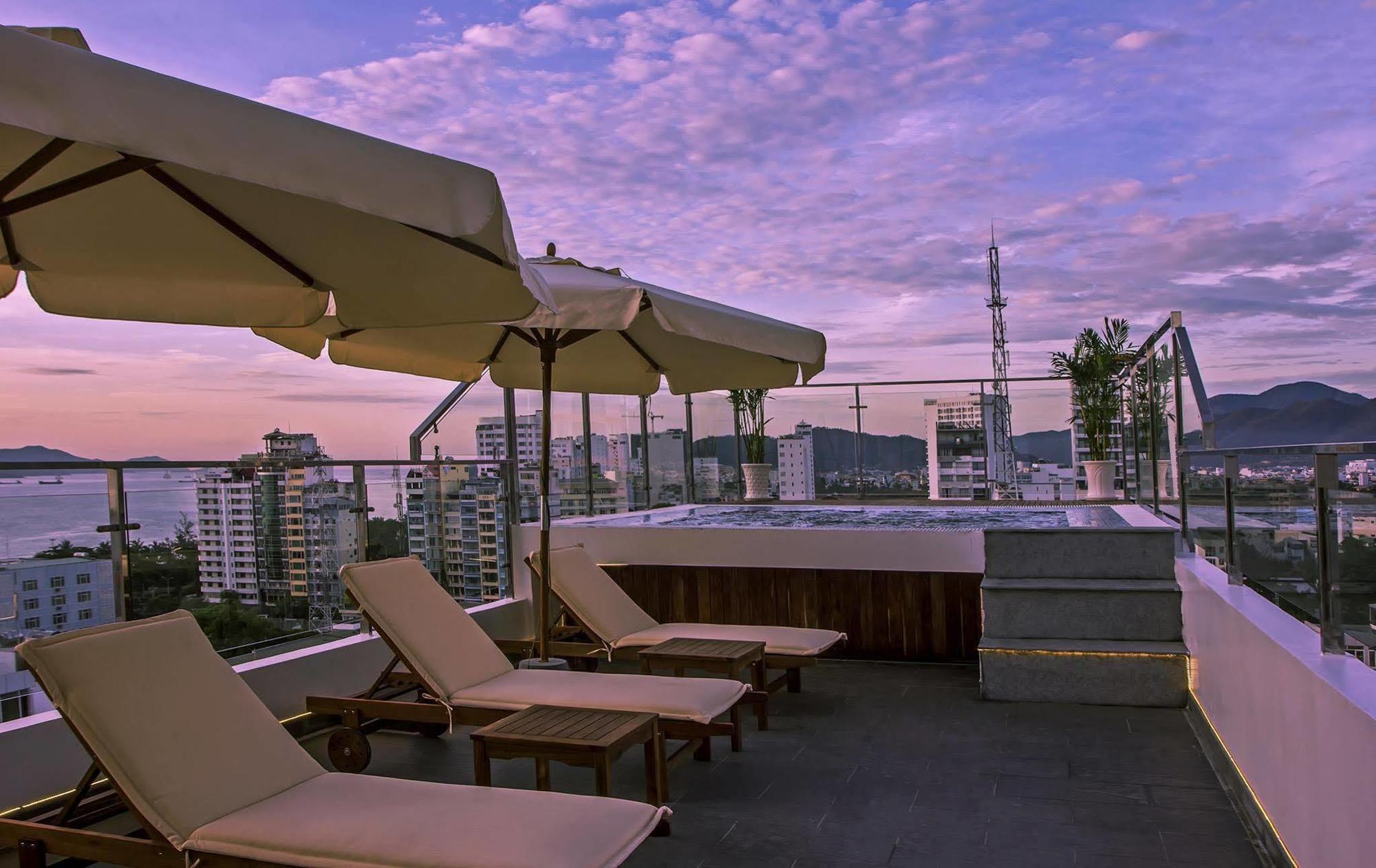 Aroma Nha Trang Boutique Hotel Екстериор снимка
